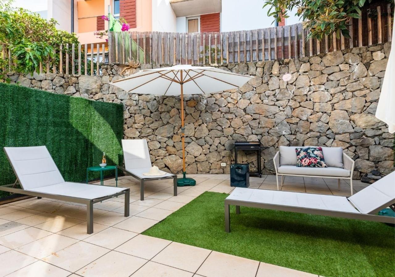 Вілла Family House With Patio And Communal Pool Санта-Урсула Екстер'єр фото